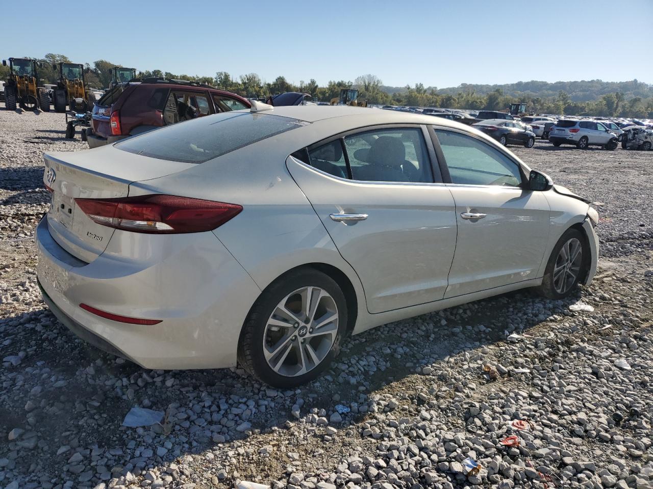 2017 Hyundai Elantra - Image 3