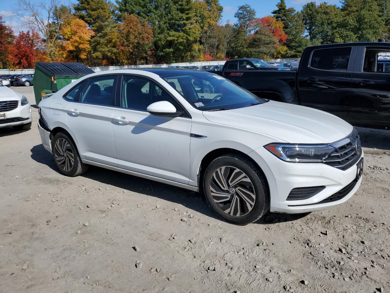 2021 Volkswagen Jetta - Image 4