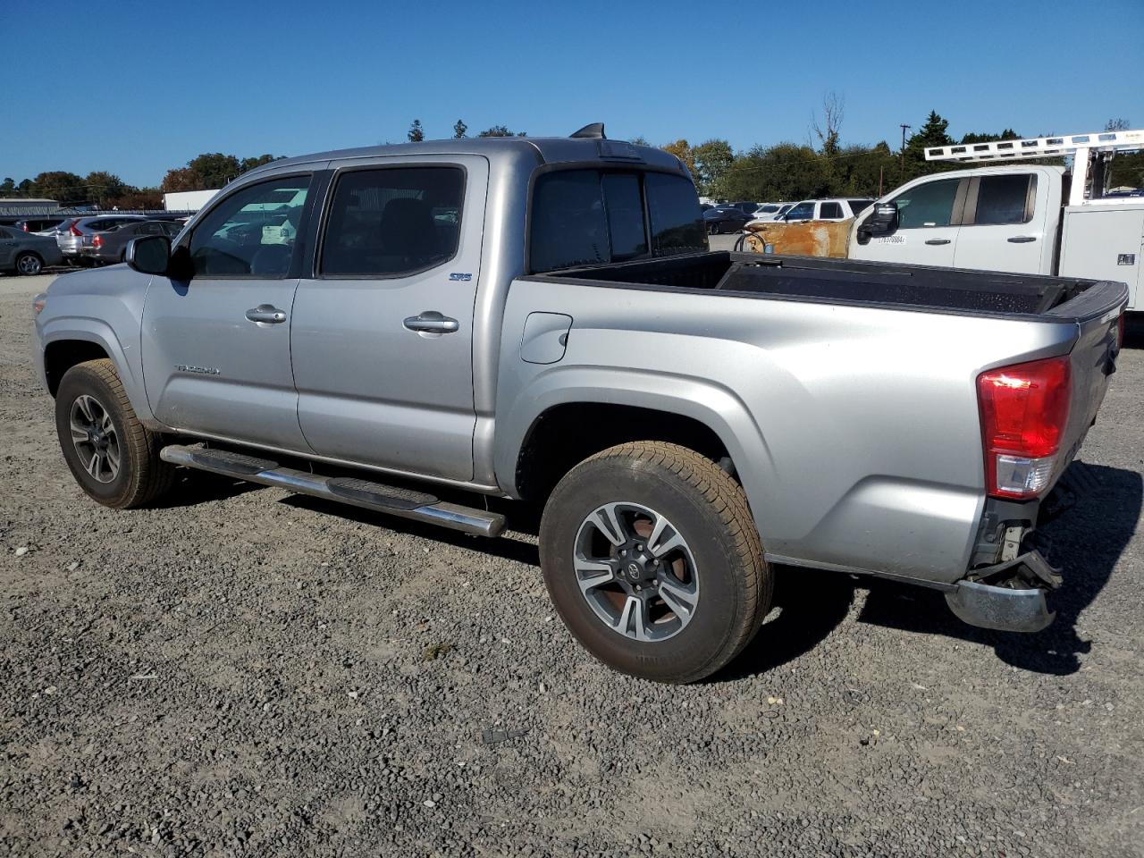 VIN 5TFAX5GN4GX062985 2016 TOYOTA TACOMA no.2