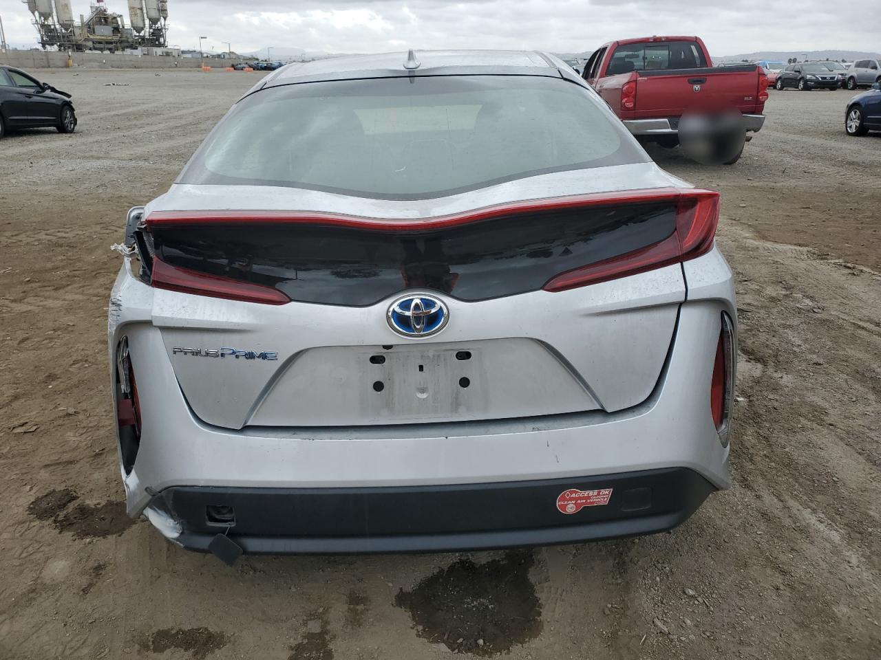 JTDKARFP2H3022123 2017 Toyota Prius Prime