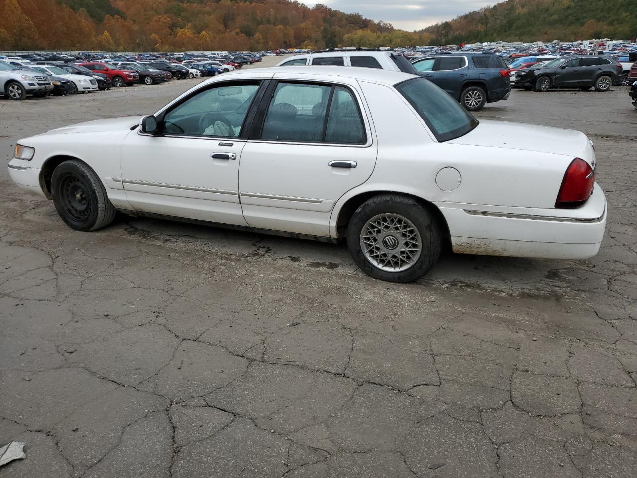 1998 Mercury Grand Marquis Gs VIN: 2MEFM74WXWX619140 Lot: 77300894