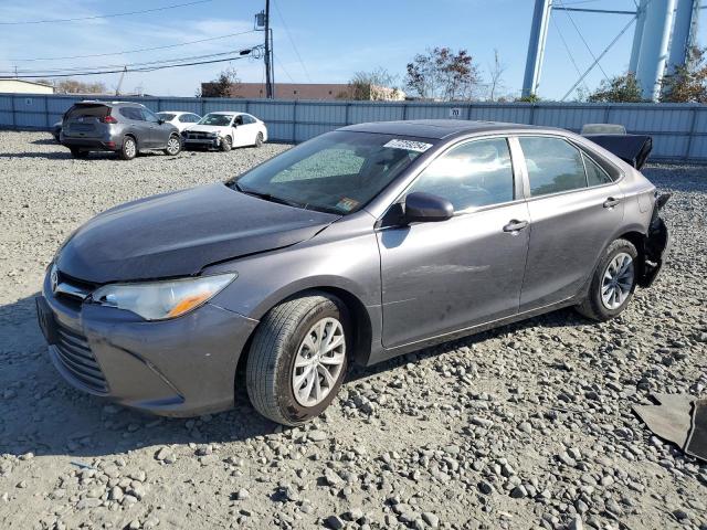 2015 Toyota Camry Le продається в Windsor, NJ - Rear End