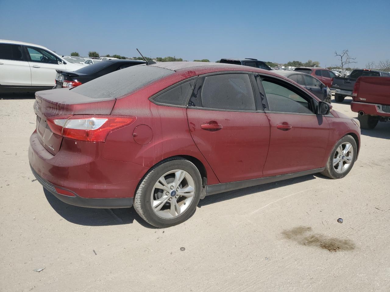 VIN 1FADP3F28EL177611 2014 FORD FOCUS no.3