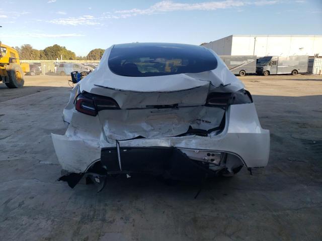 7SAYGDEF9PF624087 Tesla Model Y  6