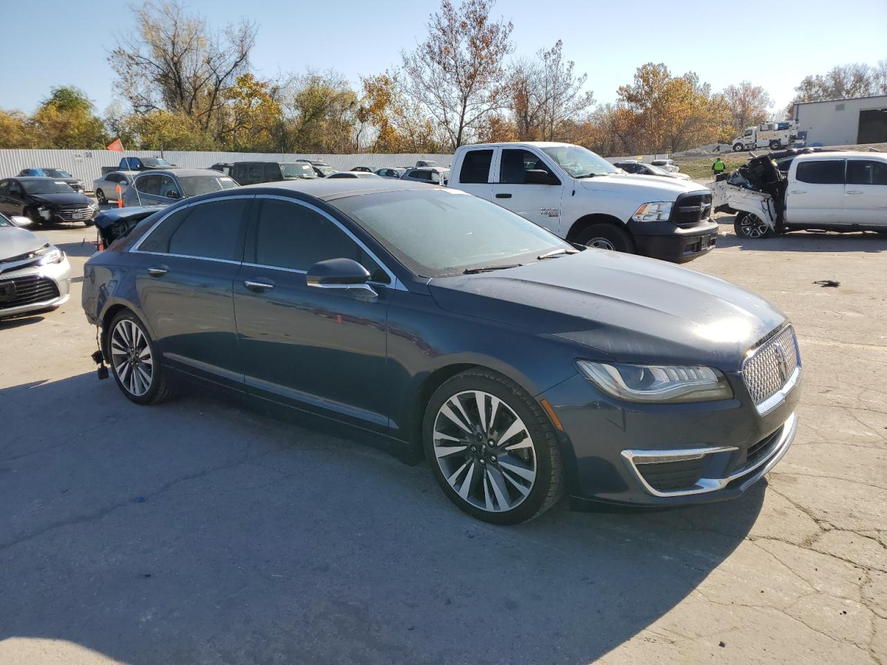 2017 Lincoln MKZ - Image 4