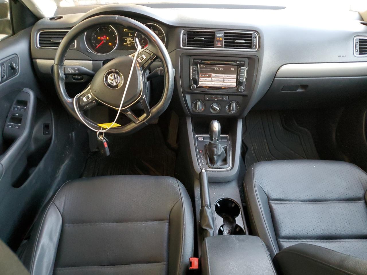 2015 Volkswagen Jetta - Image 8