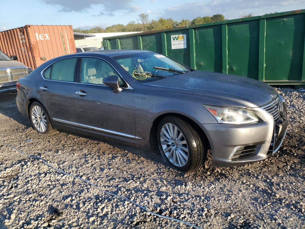 2013 Lexus LS - Image 4