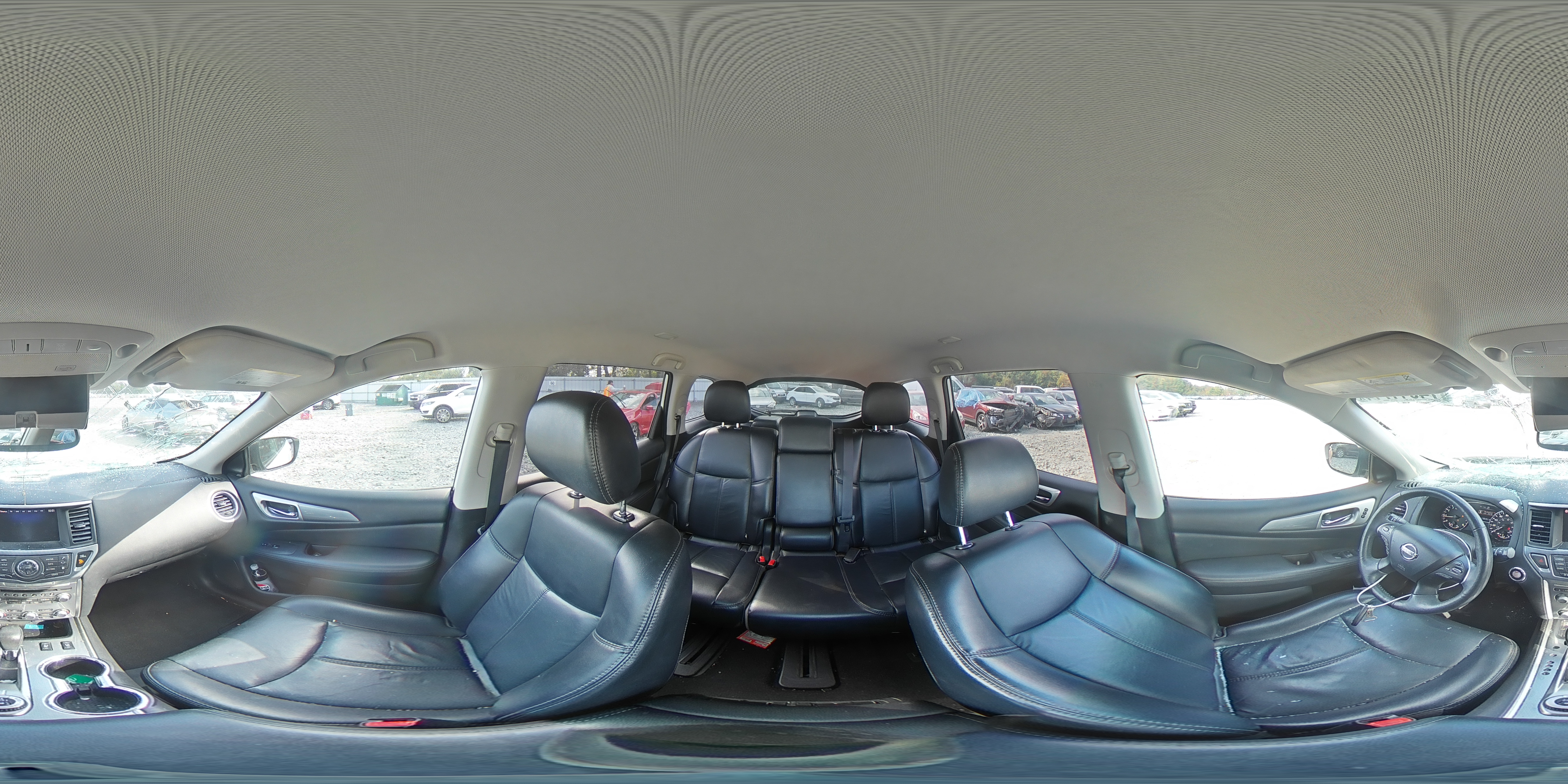 2018 Nissan Pathfinder - Image 14