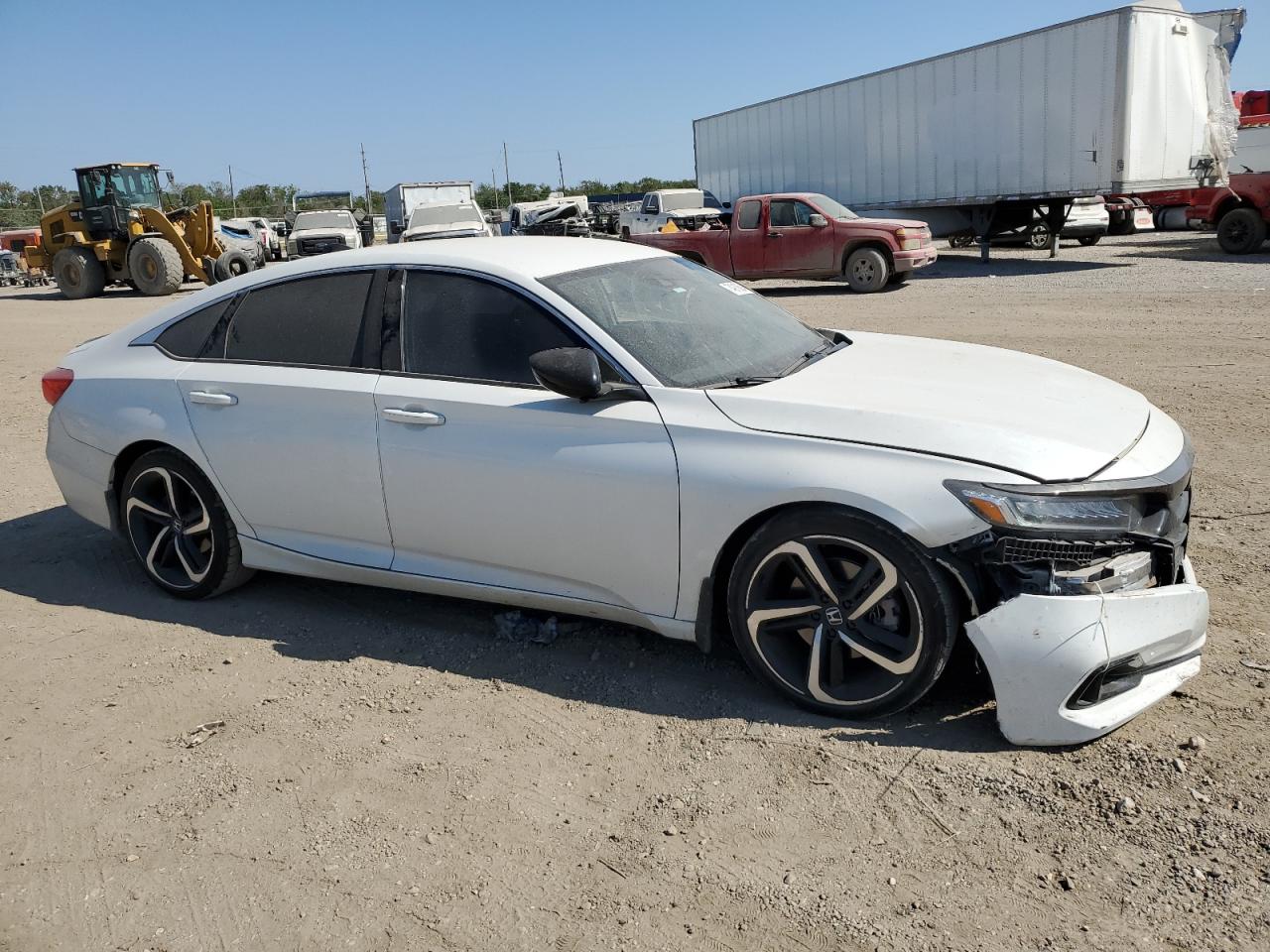 VIN 1HGCV1F42NA096098 2022 HONDA ACCORD no.4