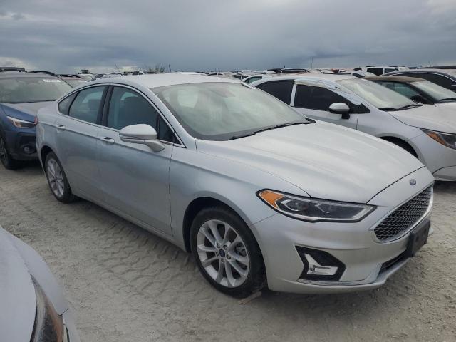  FORD FUSION 2019 Серебристый