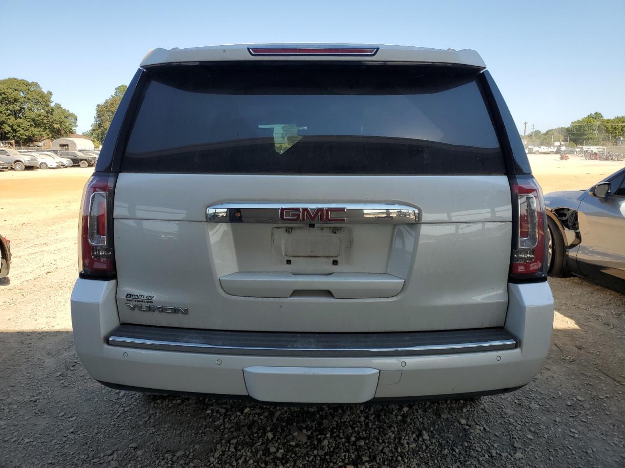 1GKS1CKJ6LR170901 2020 GMC Yukon Denali