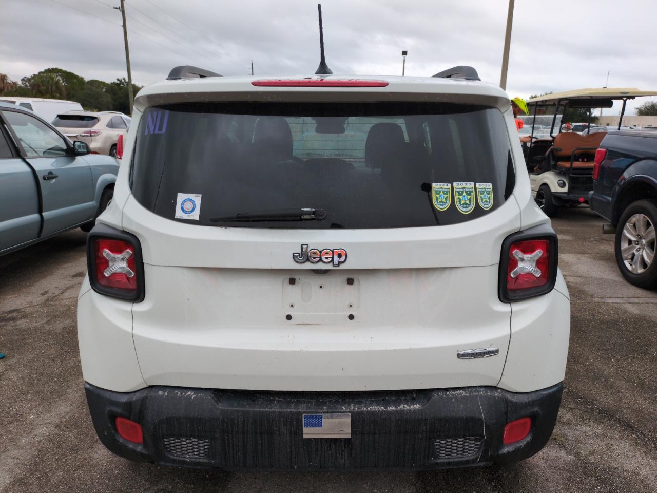 2015 Jeep Renegade Latitude VIN: ZACCJABT0FPB62066 Lot: 74522244