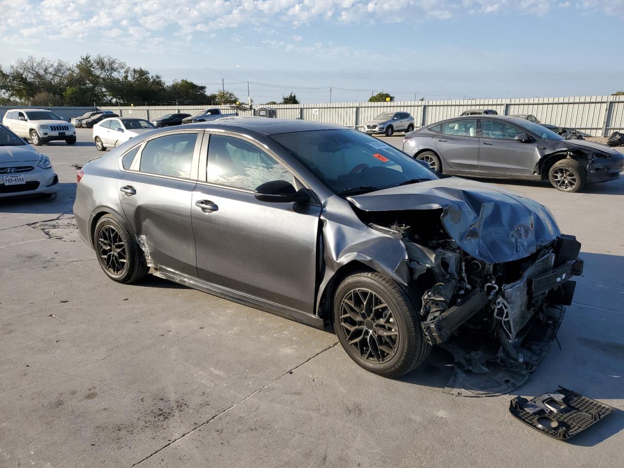 2023 Kia Forte - Image 4