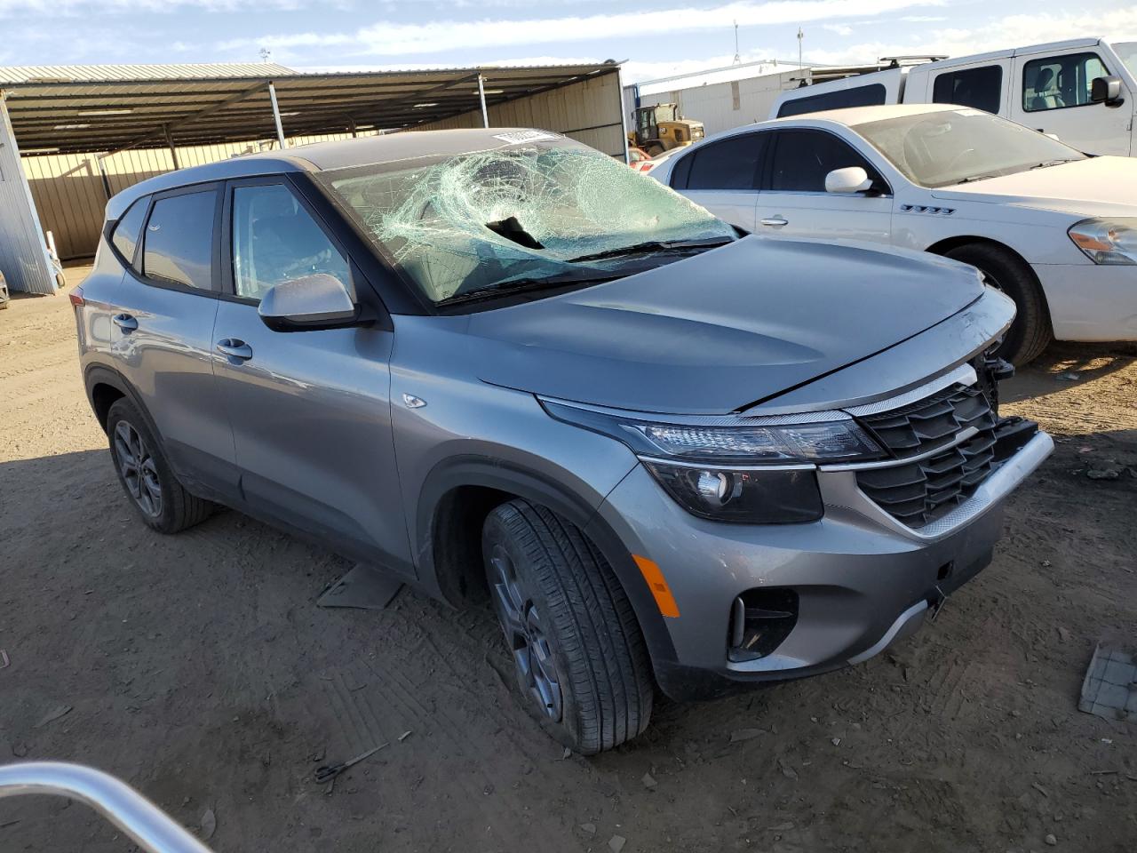 2024 Kia Seltos - Image 4