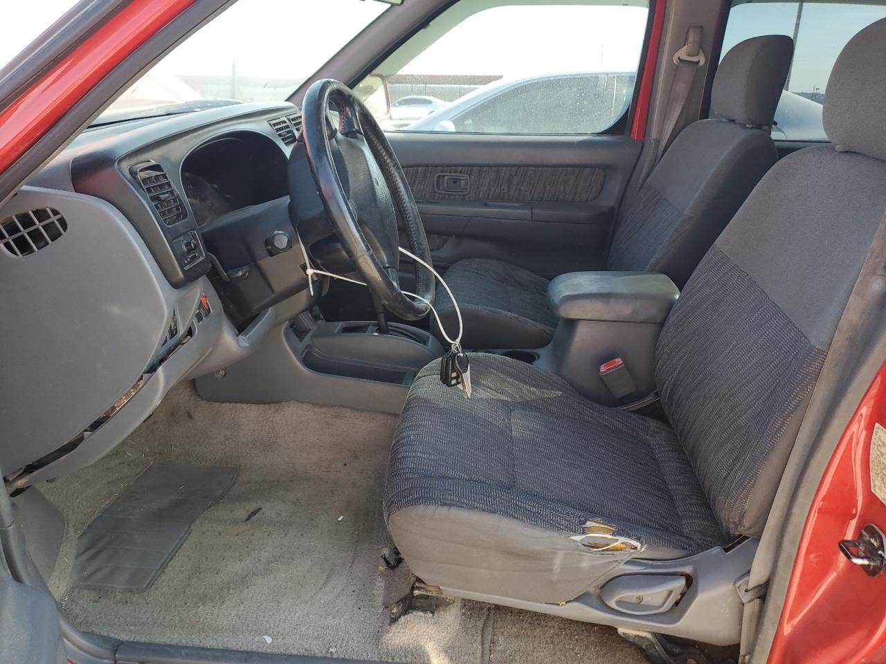 2000 Nissan Navara (Frontier) - Image 7