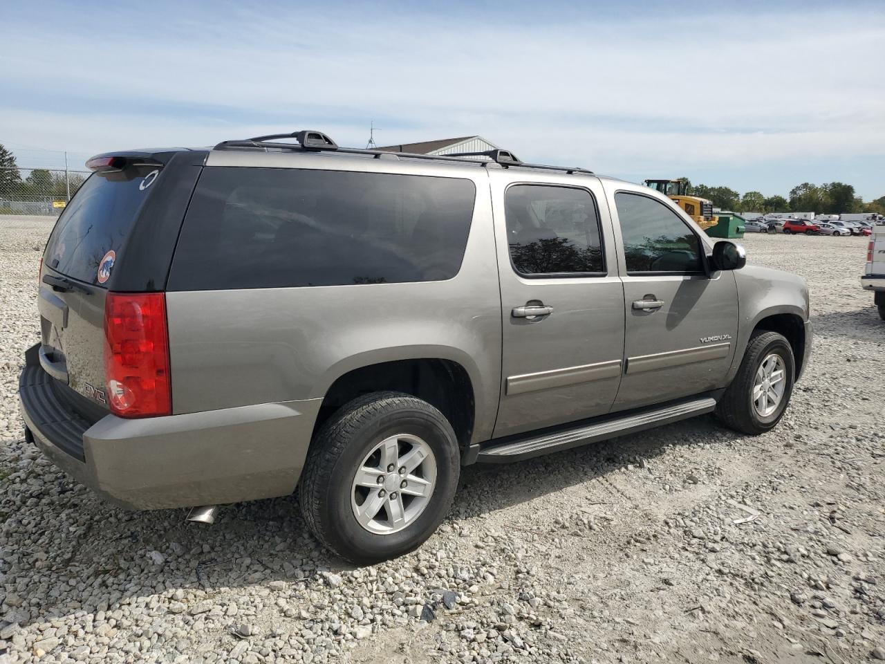 2012 GMC Yukon - Image 3
