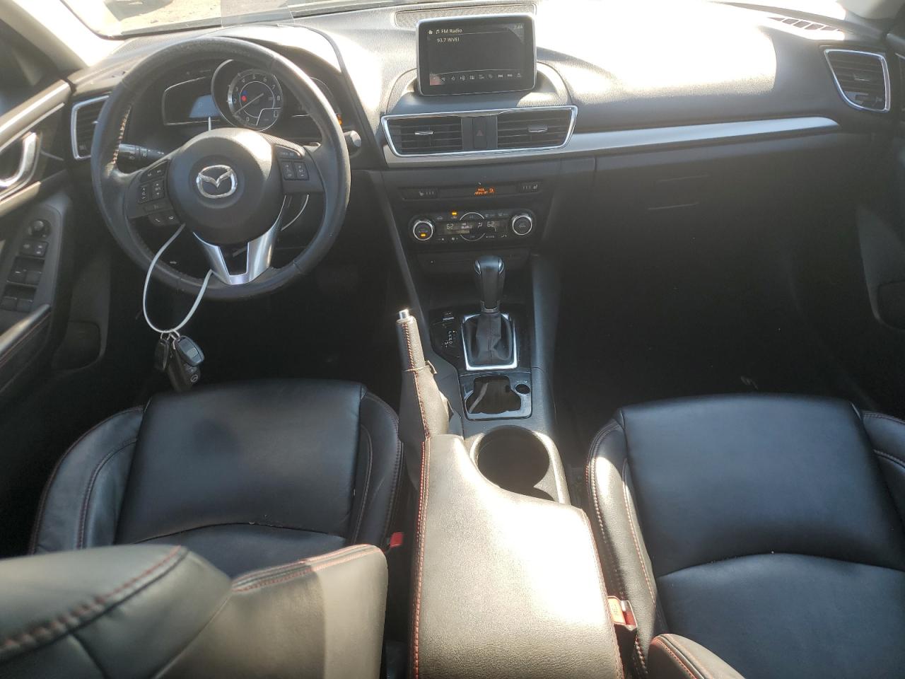 2014 Mazda 3 - Image 8