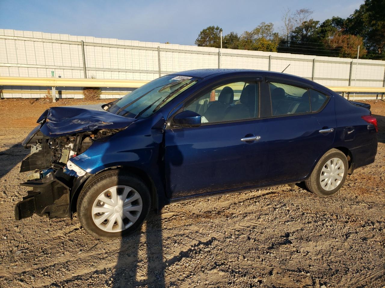 VIN 3N1CN7AP0KL828108 2019 NISSAN VERSA no.1