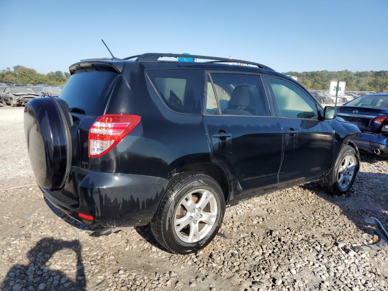 2012 Toyota RAV 4 - Image 3