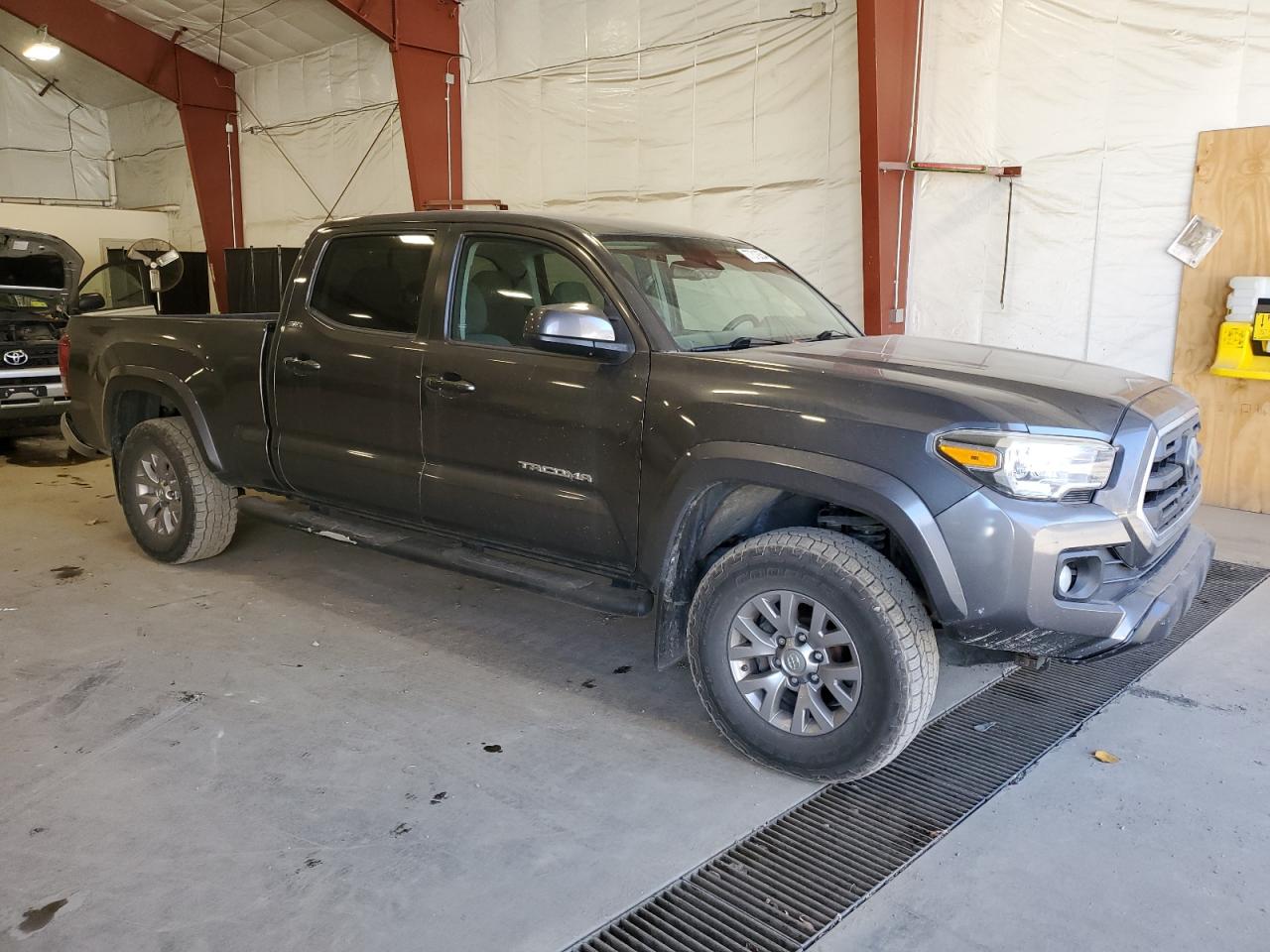 2018 Toyota Tacoma Double Cab VIN: 3TMDZ5BN8JM045067 Lot: 77319354