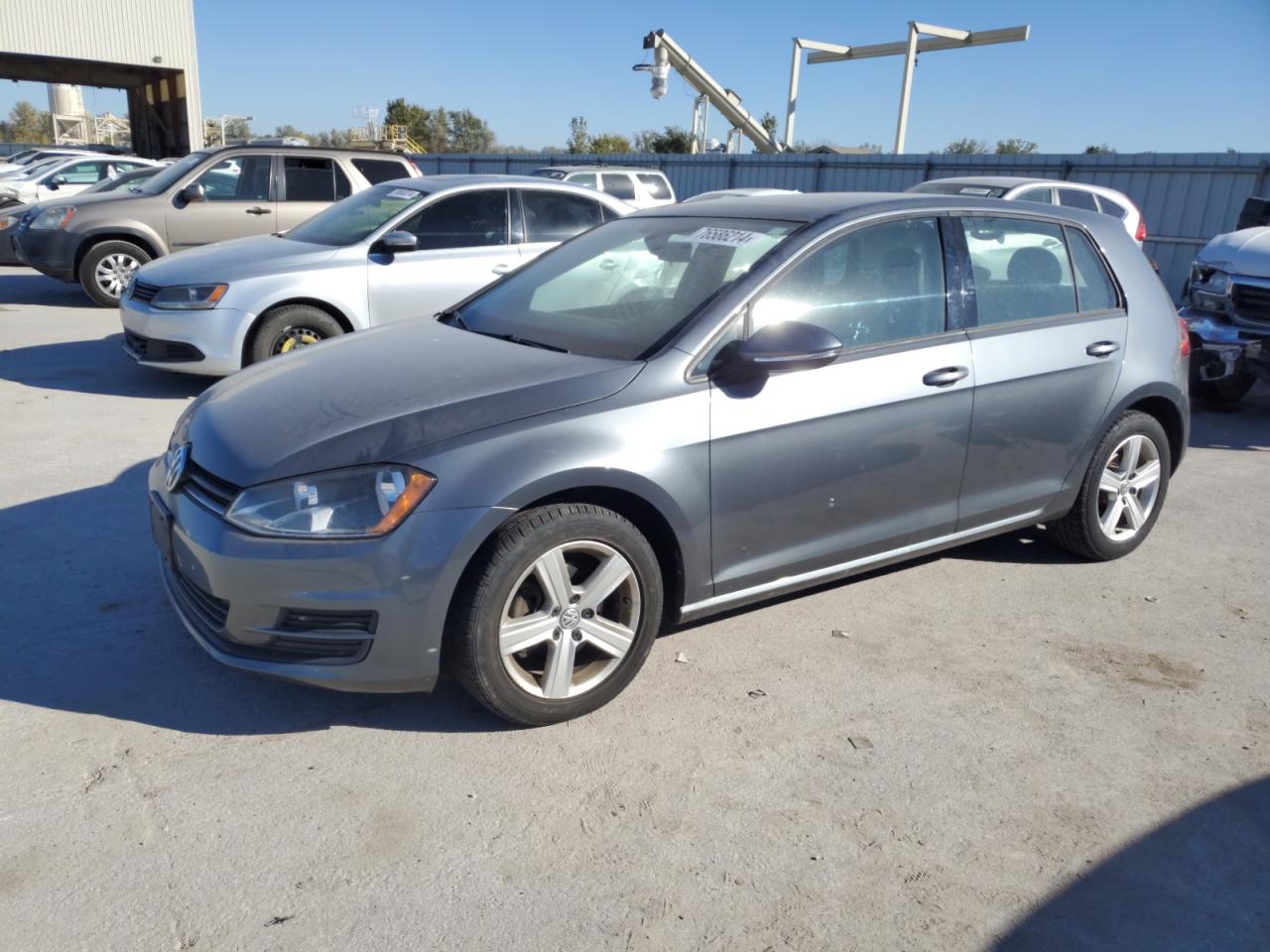 2017 Volkswagen Golf - Image 1