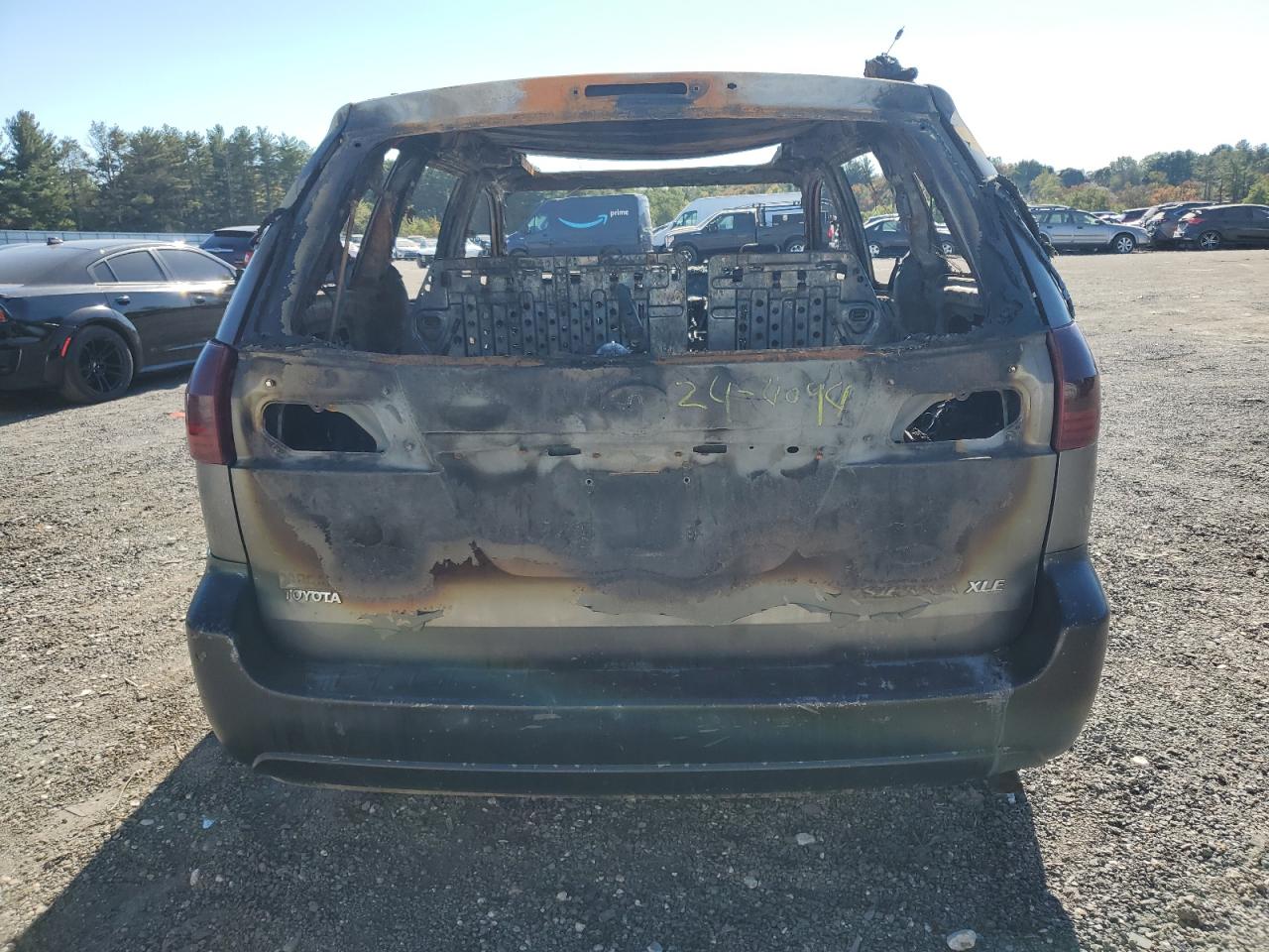 2004 Toyota Sienna - Image 6