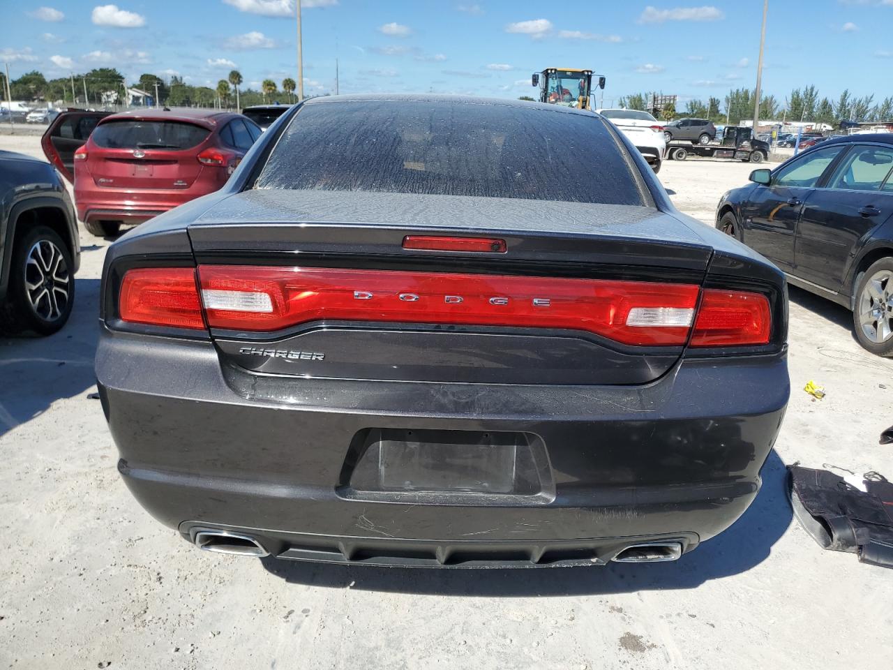 2013 Dodge Charger Se VIN: 2C3CDXBG2DH725366 Lot: 77681484