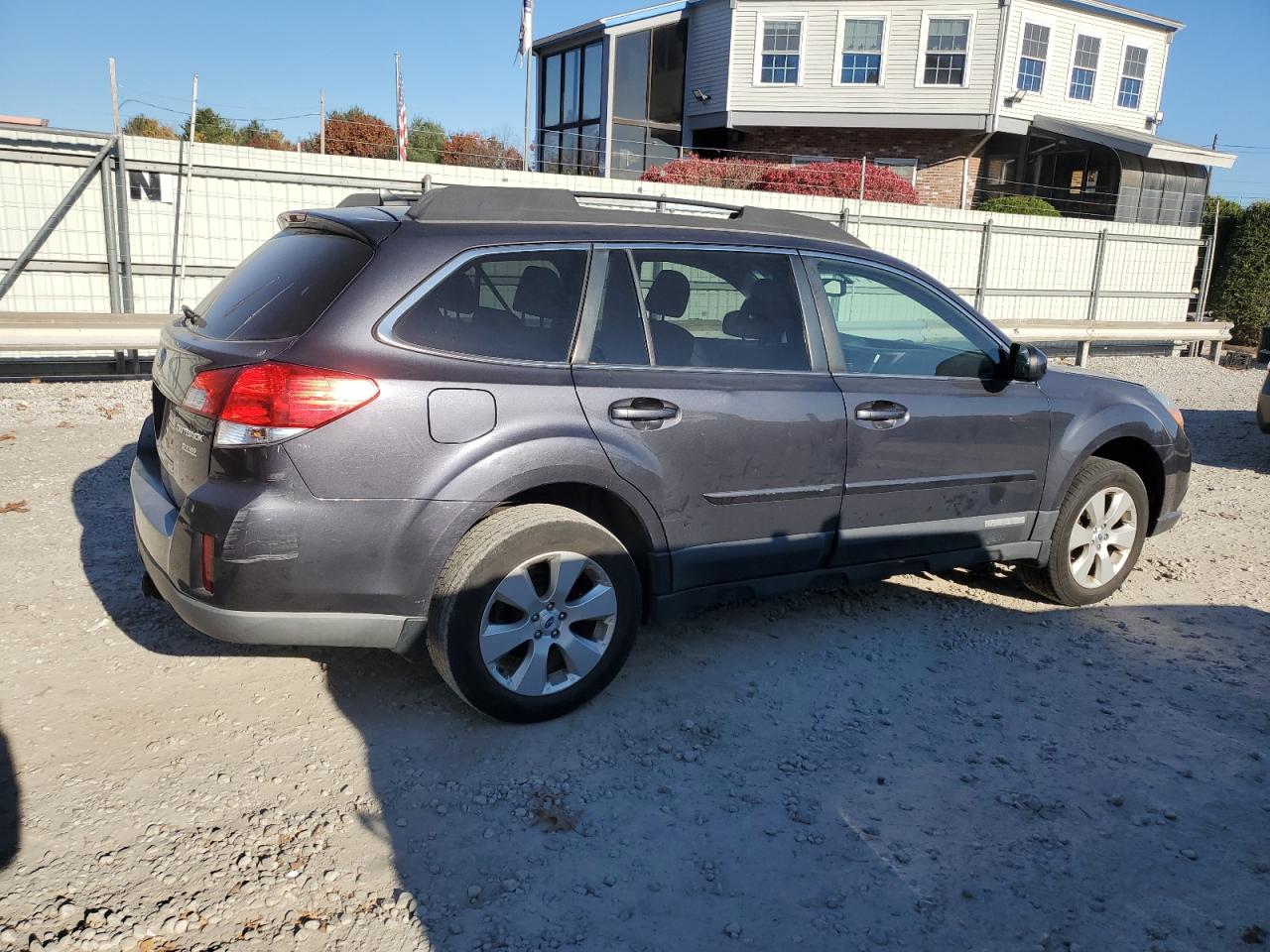 2012 Subaru Outback - Image 3