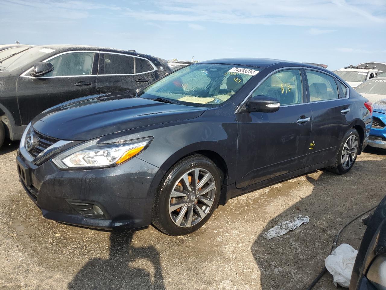 2016 Nissan Altima - Image 1