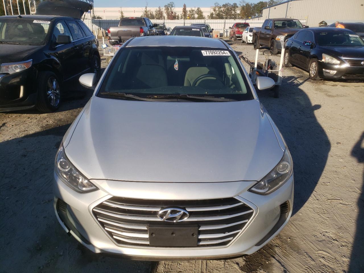2018 Hyundai Elantra - Image 5