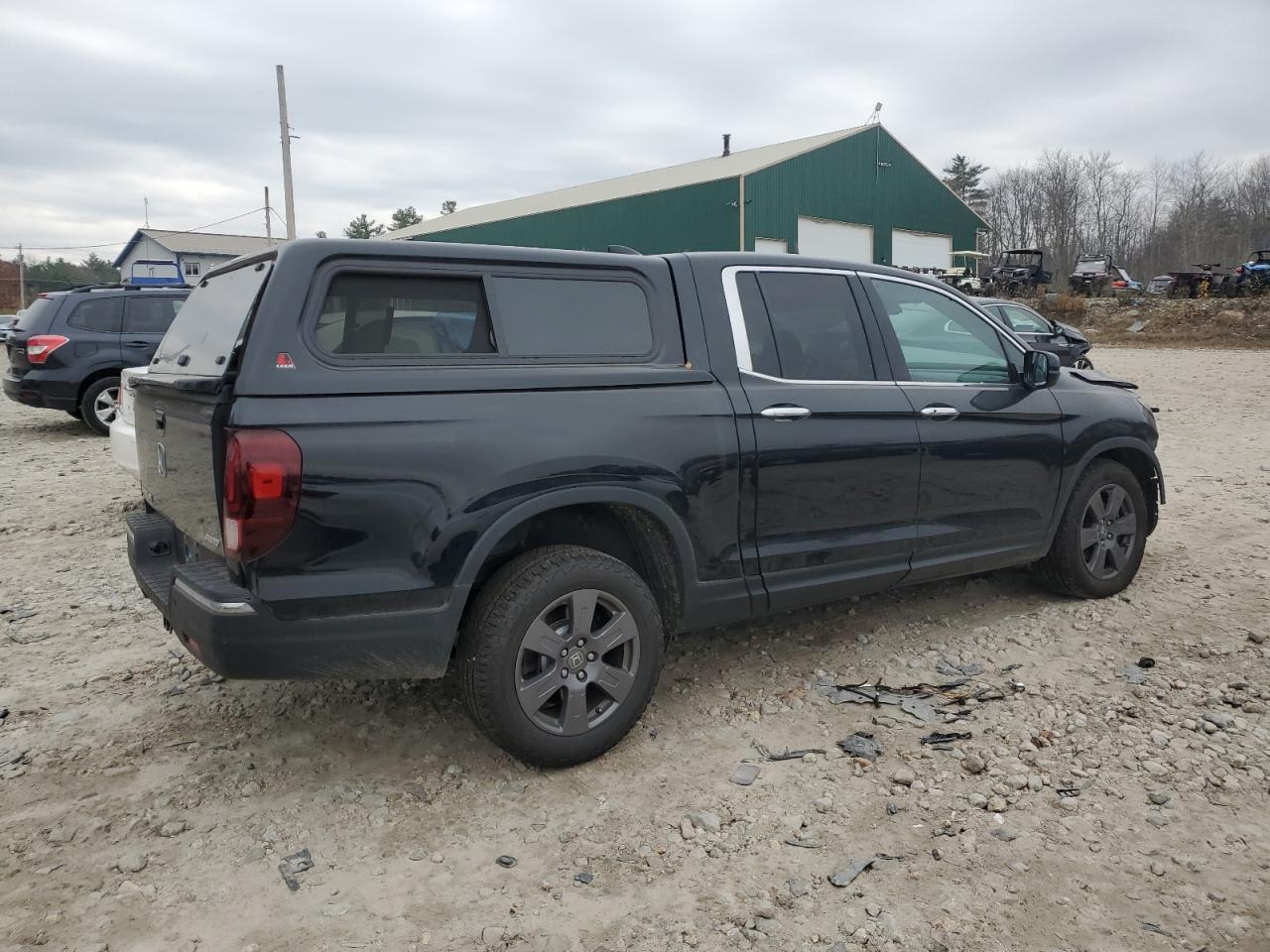 2020 Honda Ridgeline - Image 3