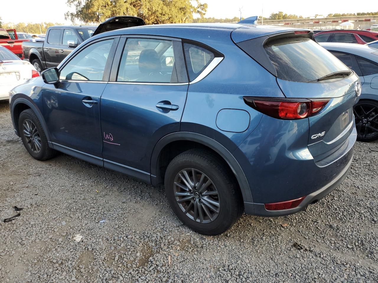 2017 Mazda CX-5 - Image 2