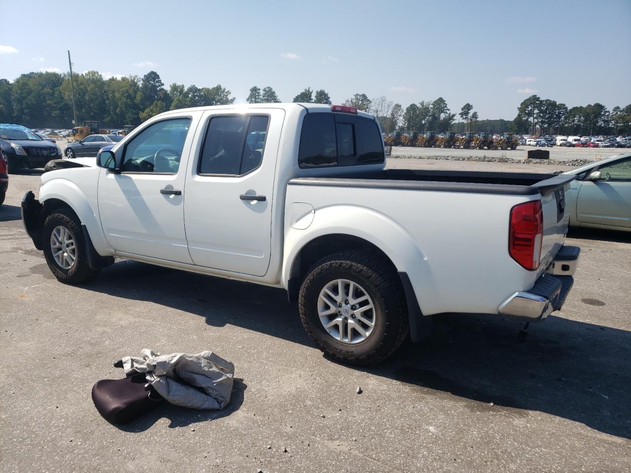 2019 Nissan Navara (Frontier) - Image 2