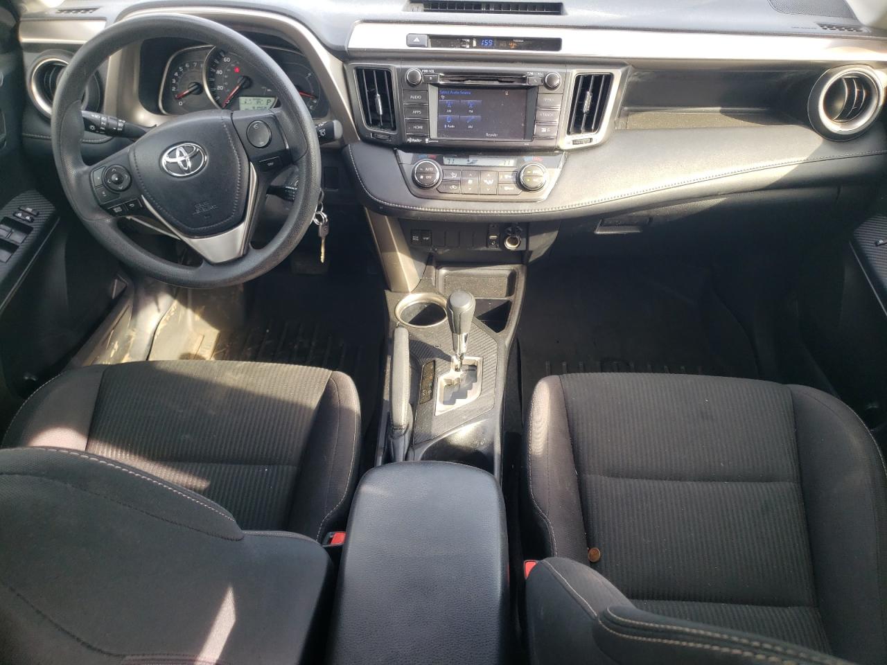 JTMRFREV6FD140358 2015 Toyota Rav4 Xle