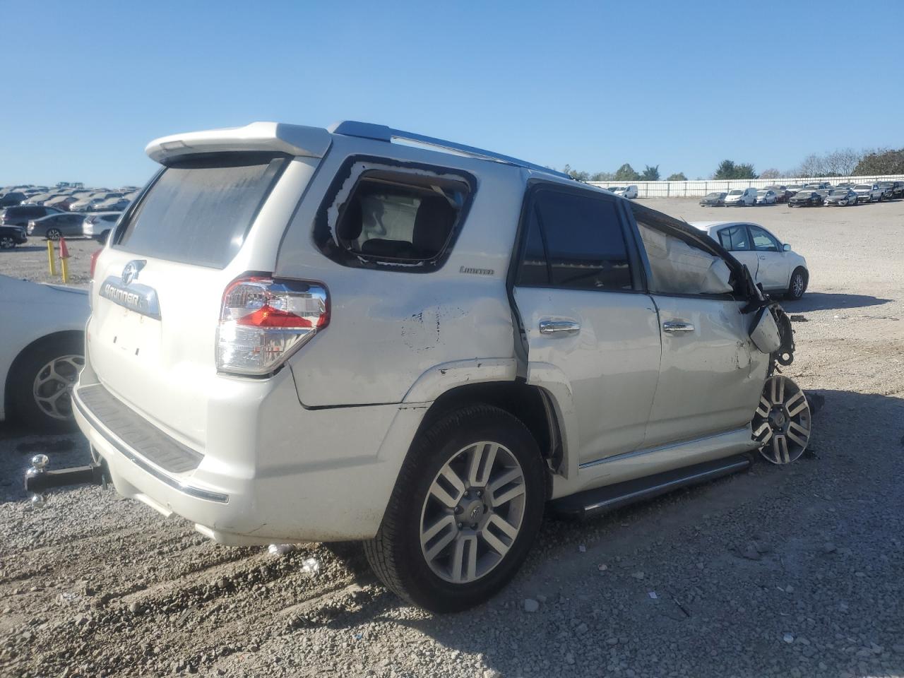 2011 Toyota 4Runner - Image 3