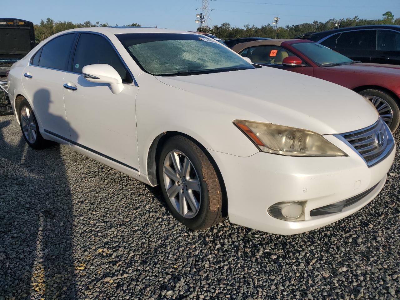 2010 Lexus ES - Image 4