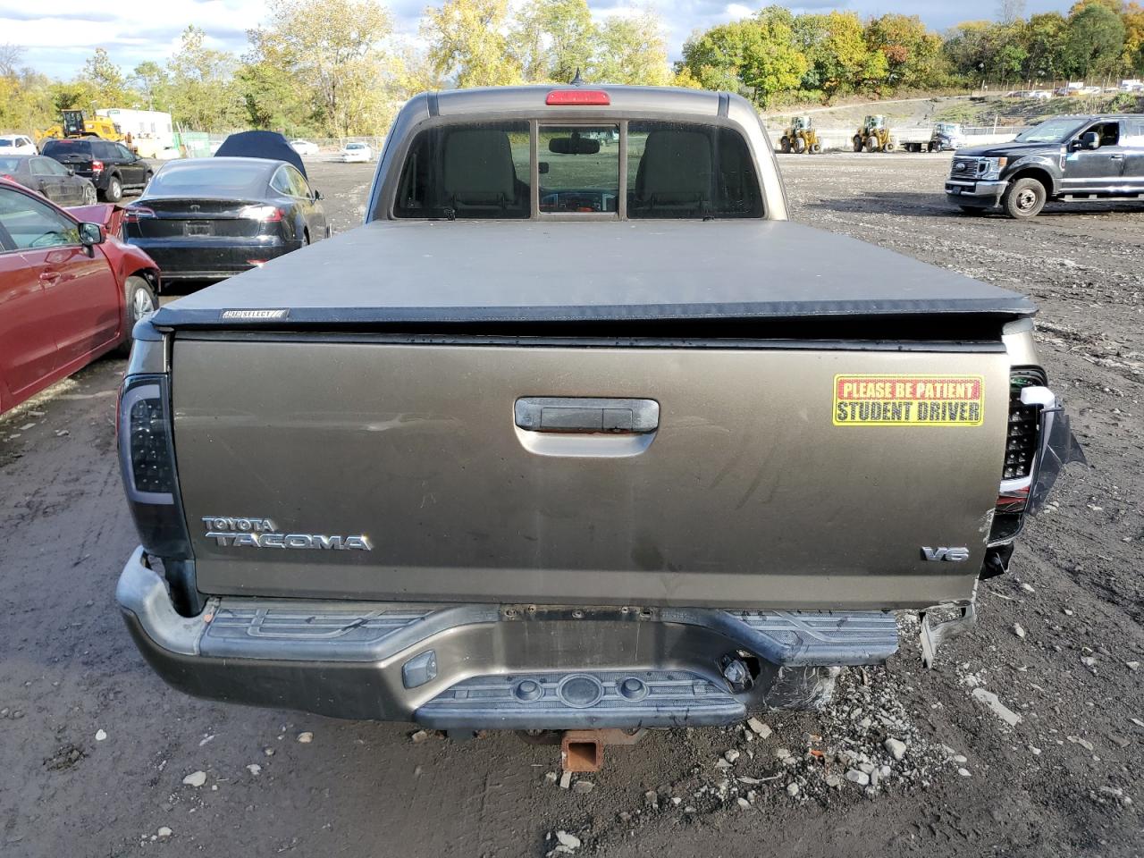2012 Toyota Tacoma - Image 6