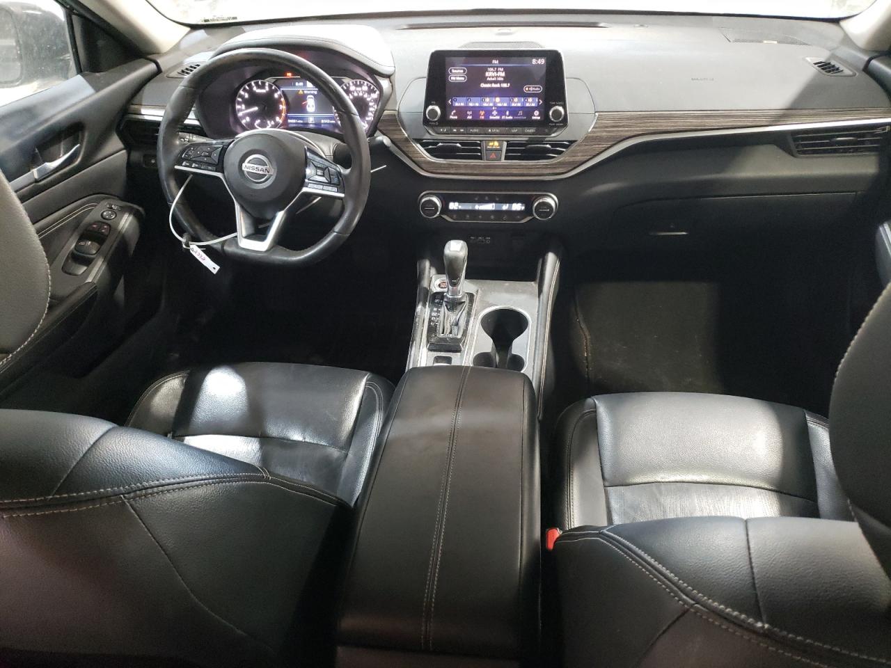 2019 Nissan Altima - Image 8
