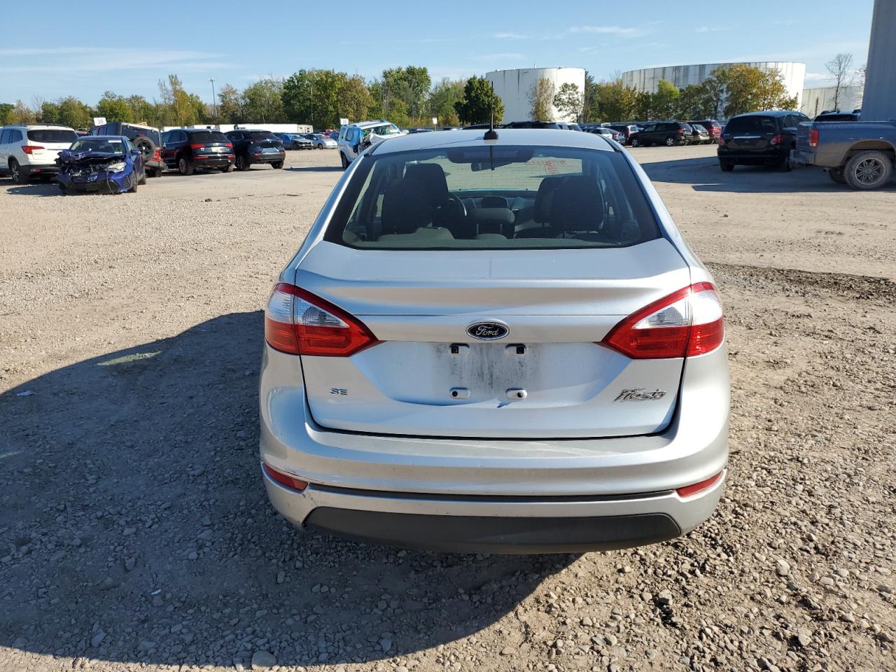 2015 Ford Fiesta Se VIN: 3FADP4BJ2FM225641 Lot: 73981424