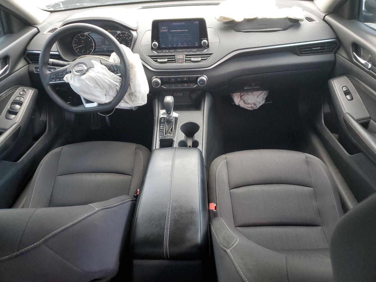 2020 Nissan Altima - Image 8
