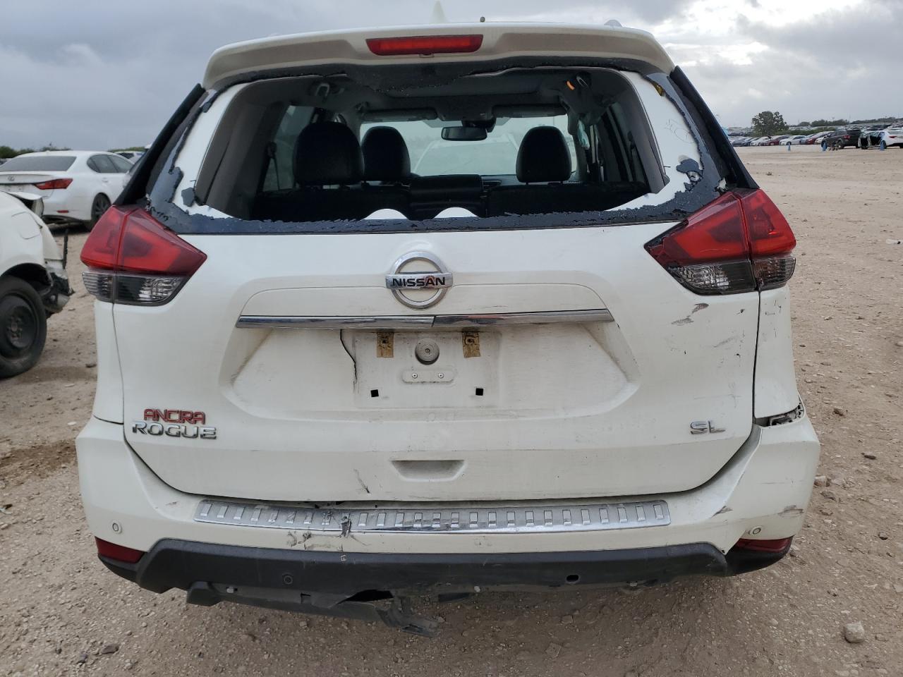 2020 Nissan Rogue - Image 6