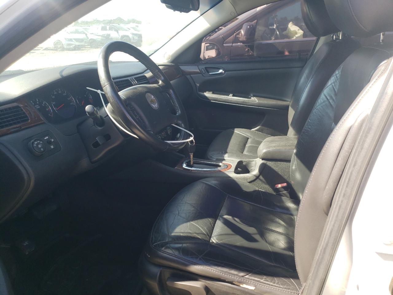 2G1WG5EK6B1121242 2011 Chevrolet Impala Lt