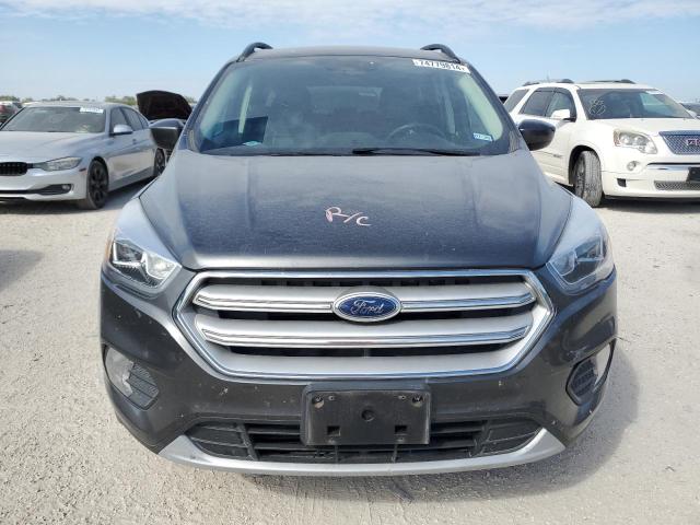  FORD ESCAPE 2018 Серый