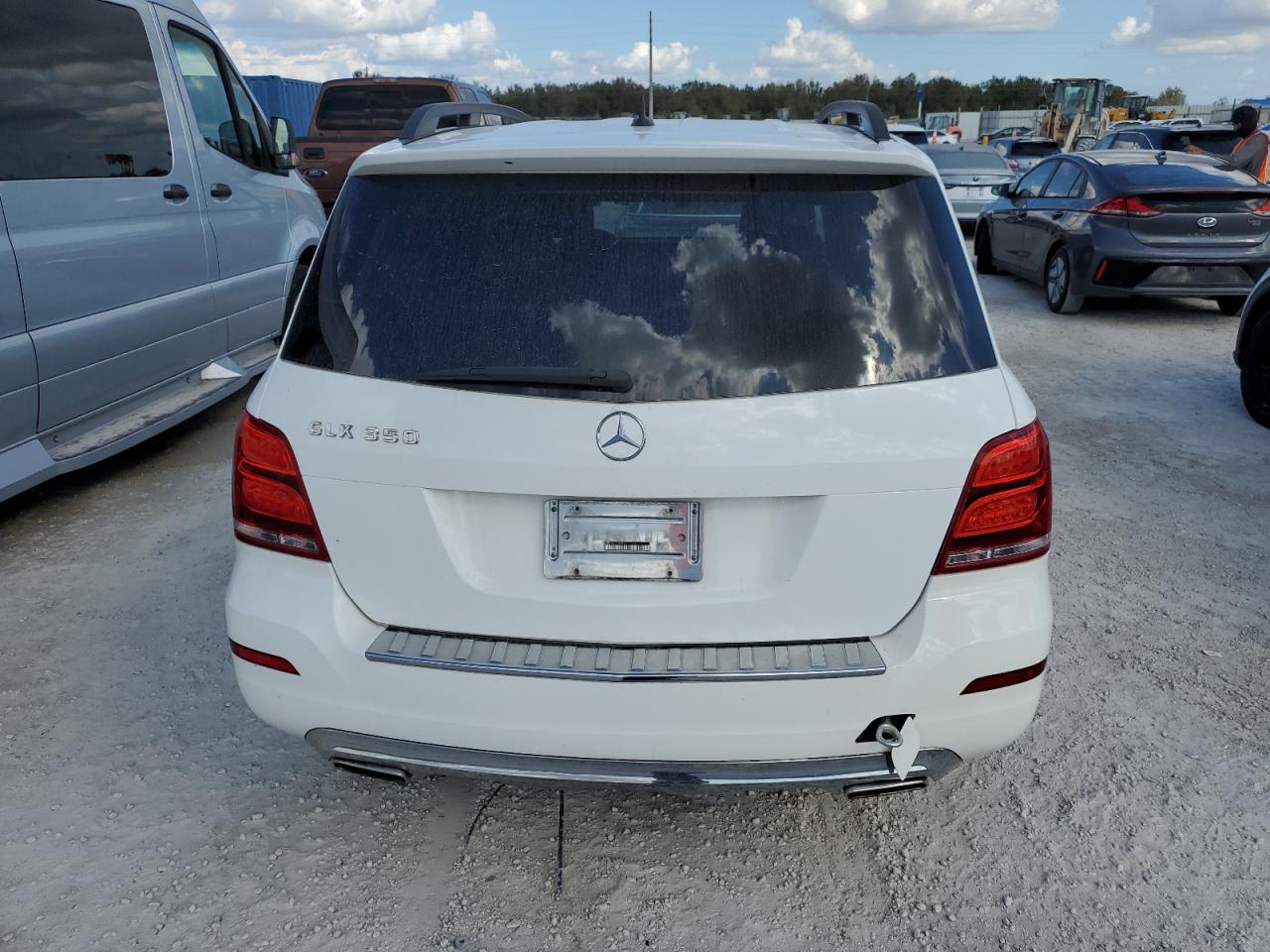 2015 Mercedes-Benz Glk 350 VIN: WDCGG5HB3FG381933 Lot: 78389734