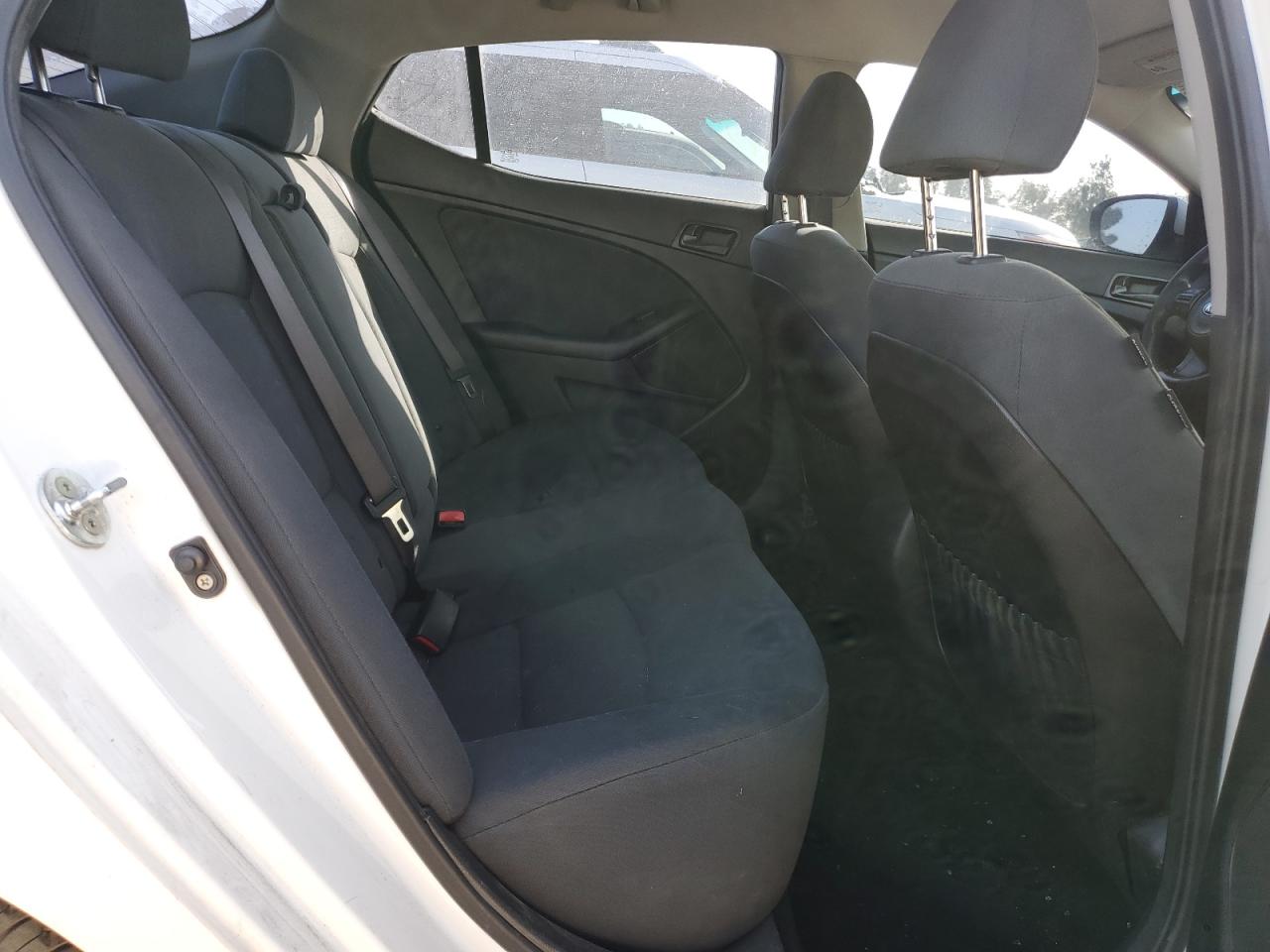 2015 Kia Optima - Image 10