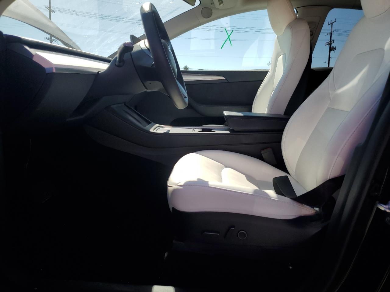 7SAYGDEE9PF608303 2023 Tesla Model Y