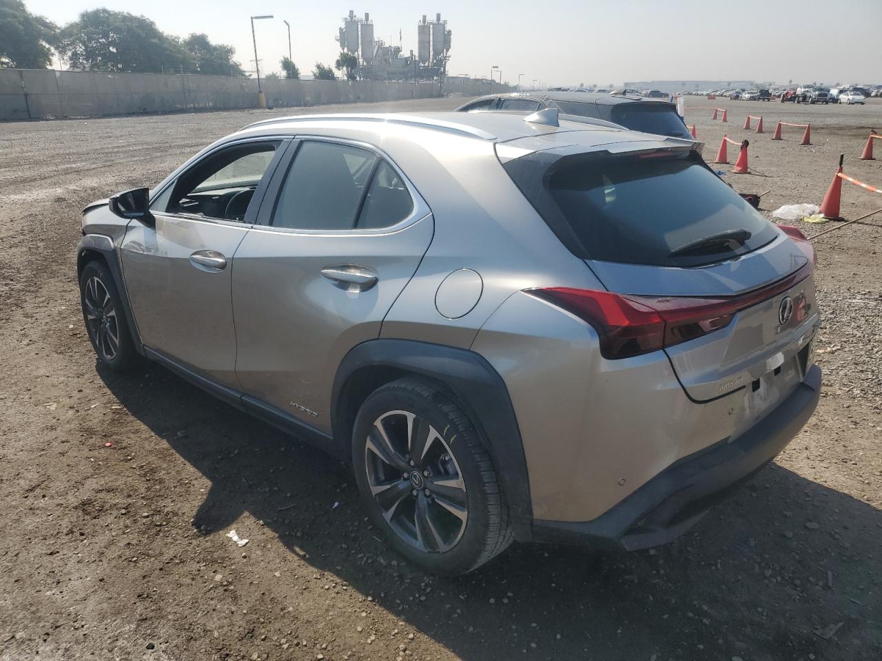 2020 Lexus UX - Image 2