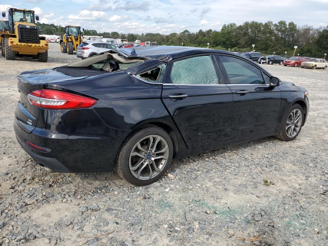 2020 Ford Fusion - Image 3