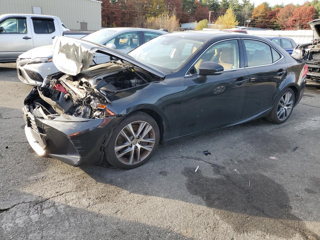 VIN JTHC81D26K5039235 2019 LEXUS IS no.1