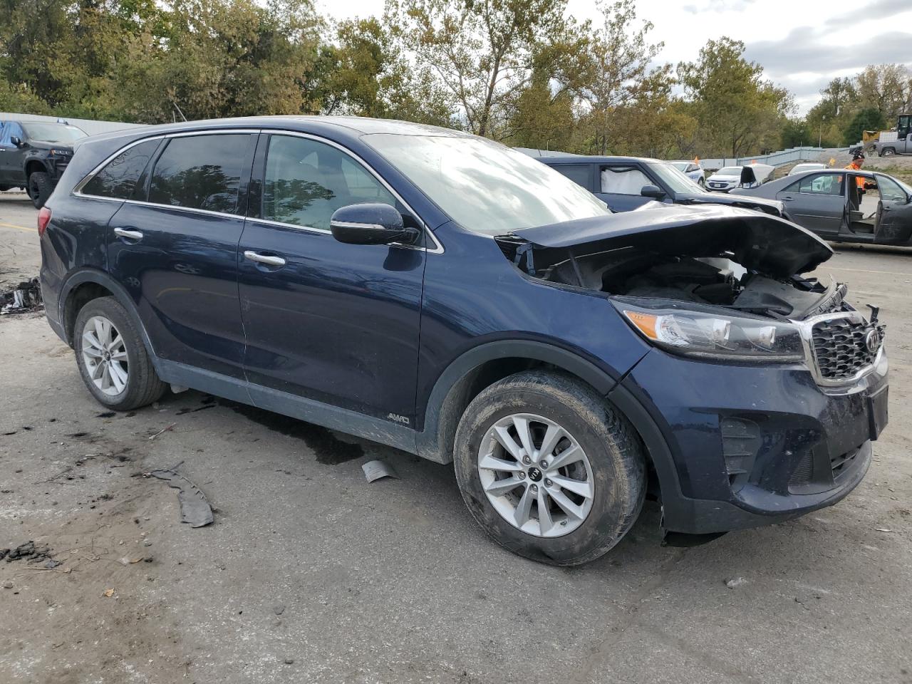 VIN 5XYPGDA33KG549280 2019 KIA SORENTO no.4